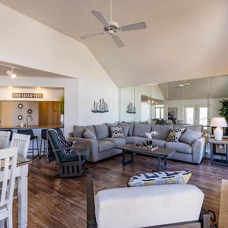 B 32-1 Spacious Villa Close To Pool Branson Eksteriør bilde